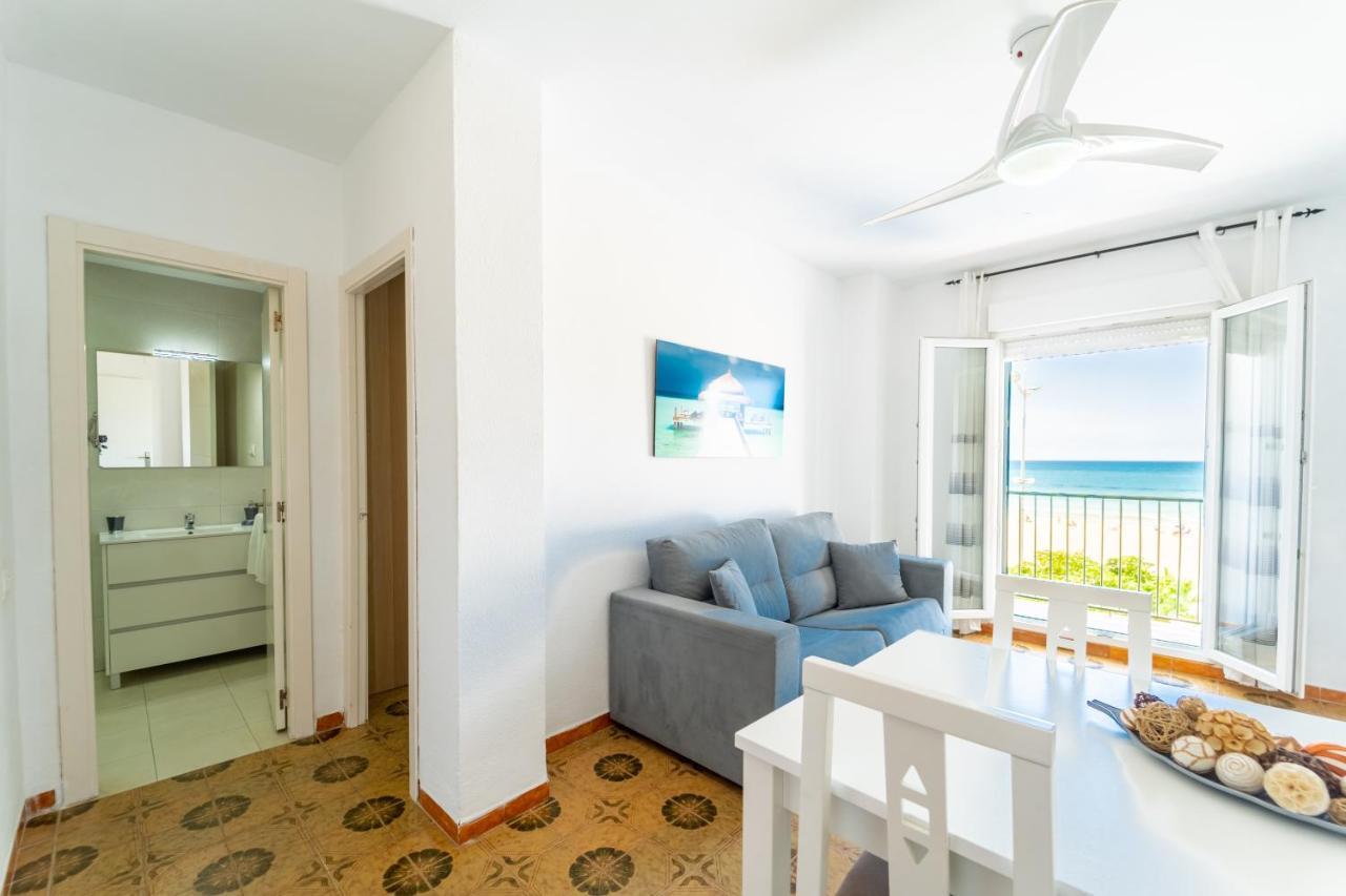Apartamento Estudio Acuario Frente Mar Barbate Exterior photo