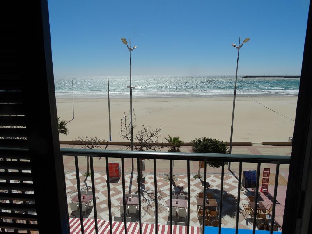 Apartamento Estudio Acuario Frente Mar Barbate Exterior photo